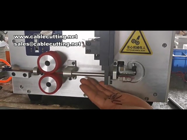 เครื่องปอกสายไฟ ตัดสายไฟ ครบจบทั้งวัดความยาวและนับจำนวน ดัดและปอกอัตโนมัติ