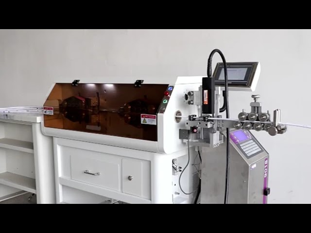 เครื่องตัดและปอกสายไฟอัตโนมัติ ขนาด 70 ตร.มม. ราคาโรงงาน | ทำงานแม่นยำสูง
