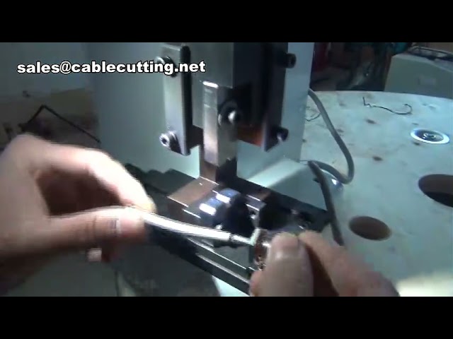 การผลิตชุดสายไฟขั้วต่อ เทอร์มินัล Crimp Ferrule และเครื่อง Crimp สำหรับท่อเทอร์มินัล